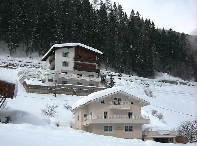 Garni Montana Gæstehus 4*