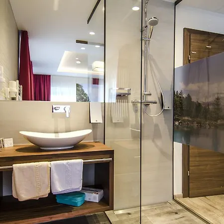 Garni Montana קאפל